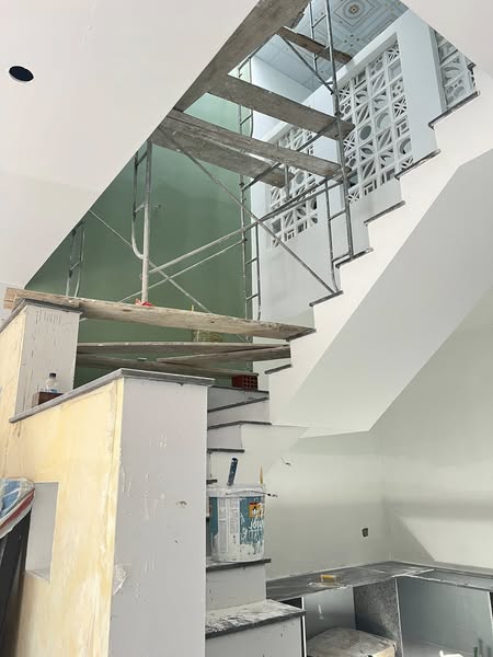 Công trình đã ra đến sân. Chủ nhà sắp có nhà mới rồi.